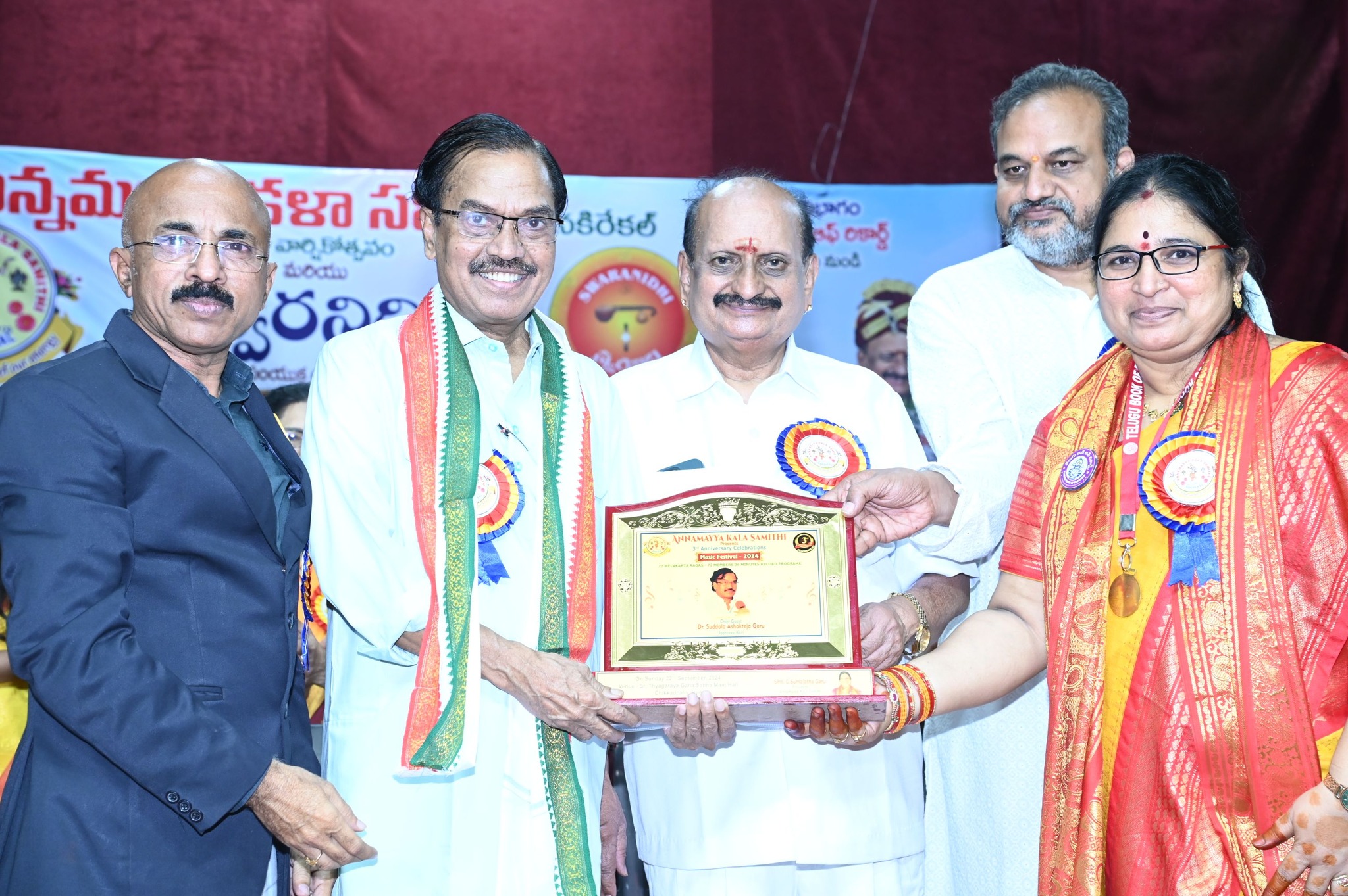 471485907_122150142254342950_1569007750226104762_n